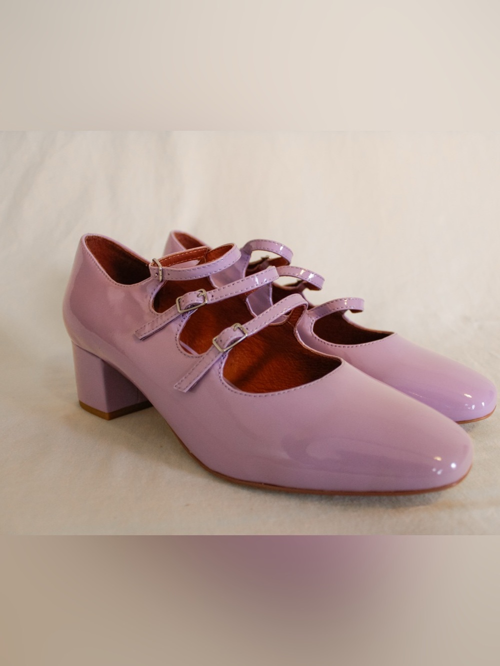 Intentionally Blank Women's Lilac Patent Mary Jane Block Heel Pumps New w/ Box - Picture 4 of 13